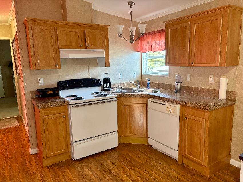 917 Guadalupe W a Venice, FL Mobile or Manufactured Home for Sale